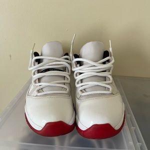 Jordan 11 low